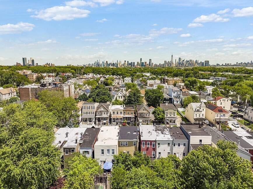 Tree lined neighborhood in the heart of Greenville, Jersey City
