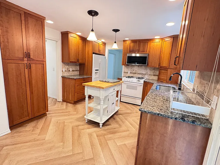 13502 NE 190th Pl — Photo 4