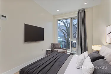 Rented by (Legacy) Elegran