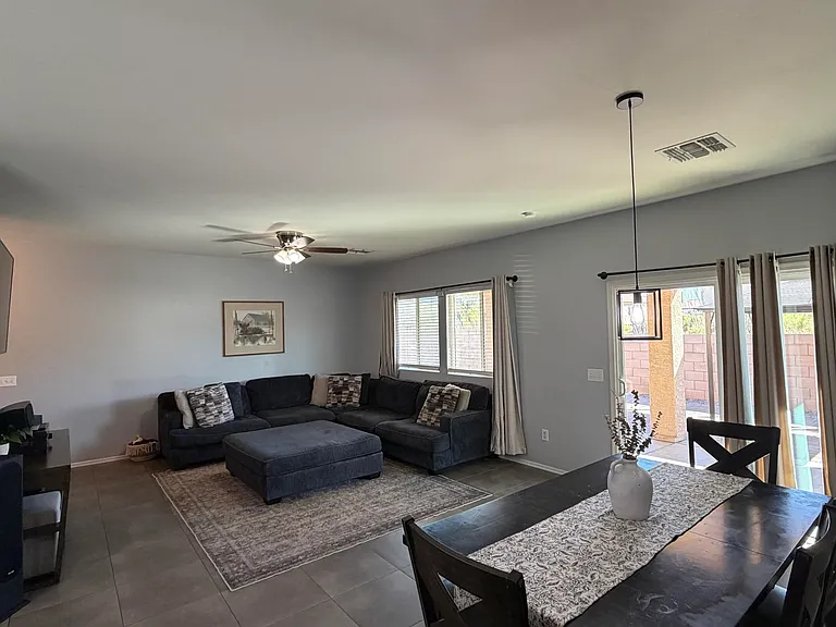 726 S Harry P Stagg Dr — Photo 3