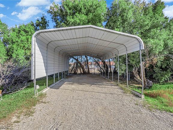 3rd image of 3331 S Blagg Rd