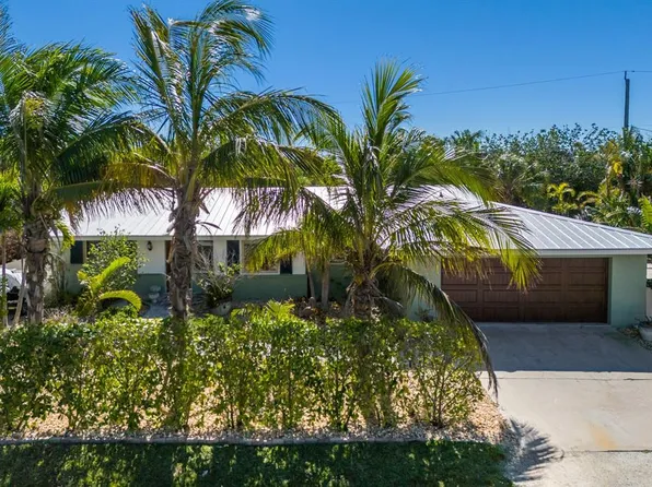 401 73rd St, Holmes Beach, FL 34217