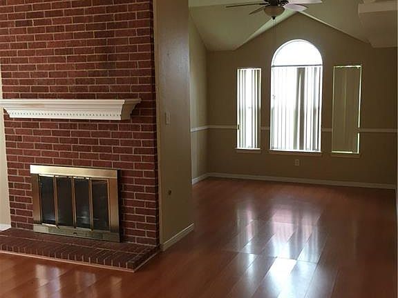 3rd image of 6239 Saint Leonard Dr