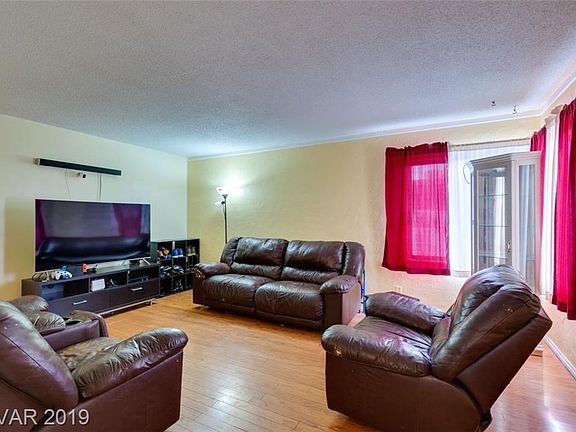 4th image of 4912 Apawana Ln