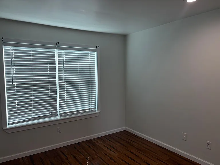 421 Wendover Dr #126B — Photo 27