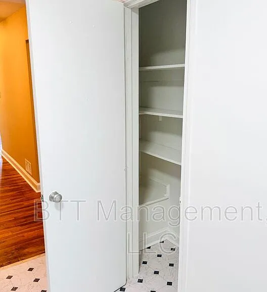 8805 Plymouth St #5 — Photo 23