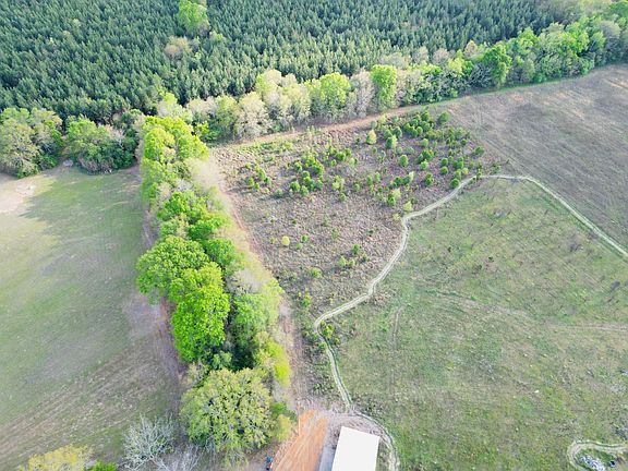 5th image of 3058 Surrey Race Rd
