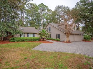 18 Gloucester Rd, Hilton Head Island, SC 29928