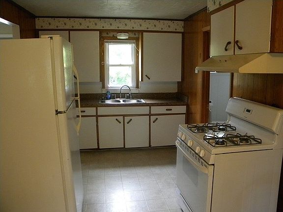 4th image of 314 Cottonwood St