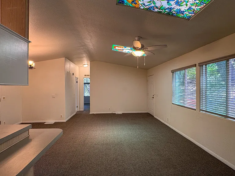 327 S Topanga Canyon Blvd #R — Photo 7