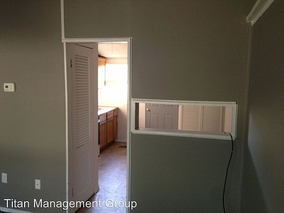5th image of 808 Eastwich Dr
