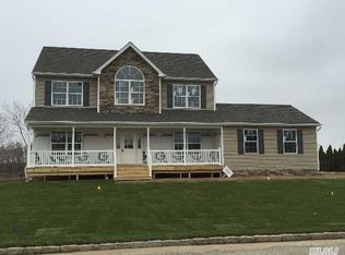 14 Sycamore Dr, East Moriches, NY 11940