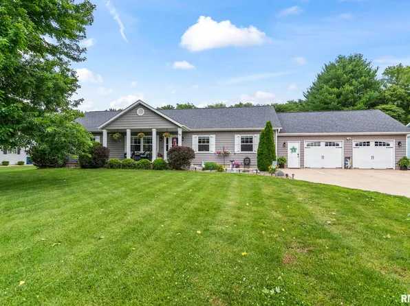49 Aspen Rd, Pleasant Plains, IL 62677
