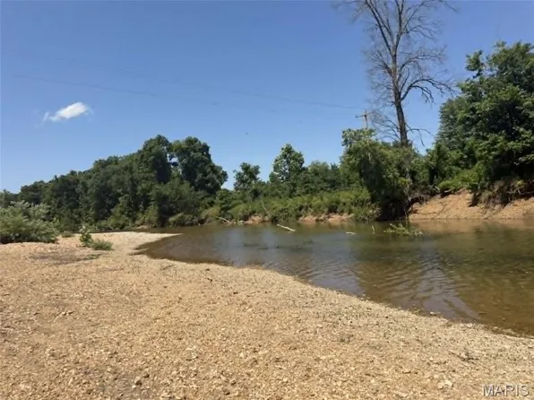 127 Huzzah Creek Rd, Steelville, MO 65565