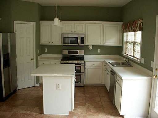 2nd image of 205 Gainesway Park