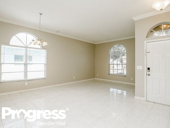 3rd image of 10912 Kenbrook Dr