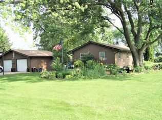 42W530 Star Ln, Sugar Grove, IL 60554