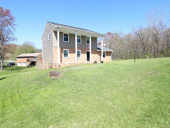 2nd image of 118 Stonebridge Dr