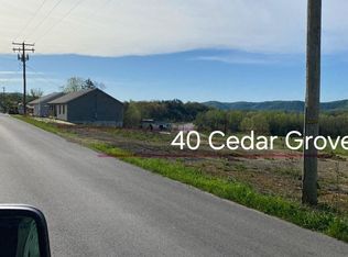 40 W Cedar Grove Rd, Irvine, KY 40336