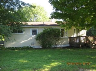 46068 Traskos St, Belleville, MI 48111