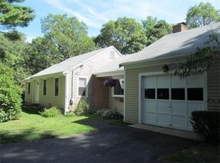 37 Valley Brook Rd, Centerville, MA 02632