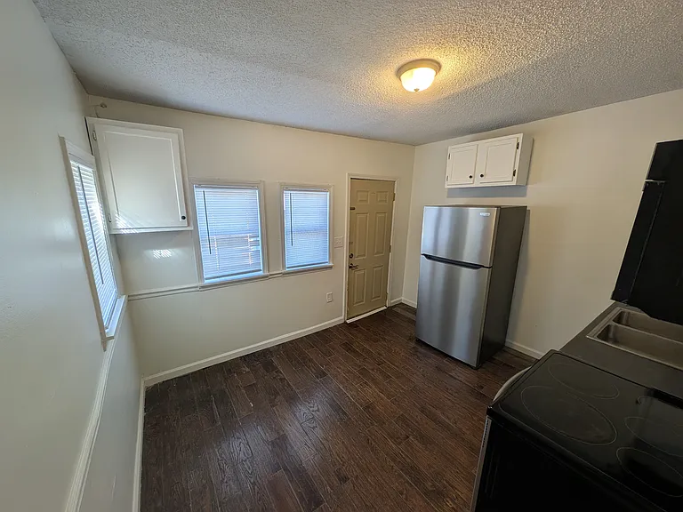 303 Madison St #101 — Photo 7