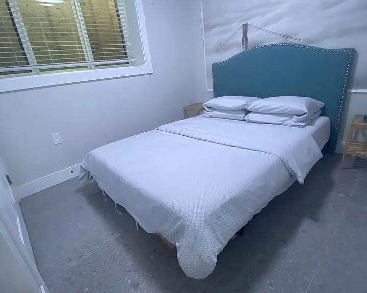 3254 E 6th Ave #10 — Photo 2