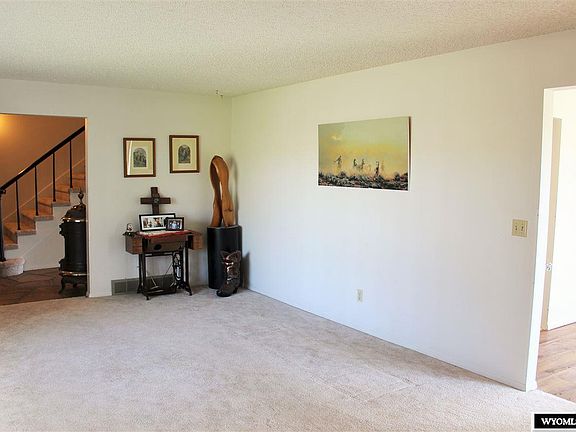 5th image of 630 Maiden St