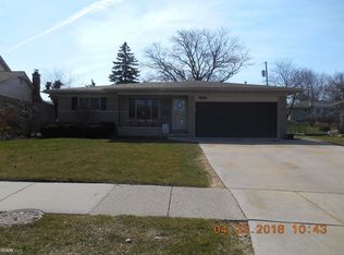 35552 Alta Vista Dr, Sterling Heights, MI 48312