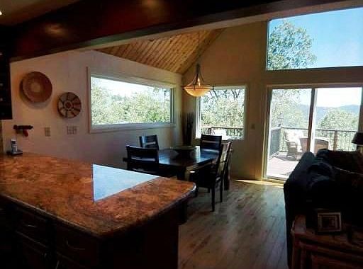 3rd image of 27467 Matterhorn Dr