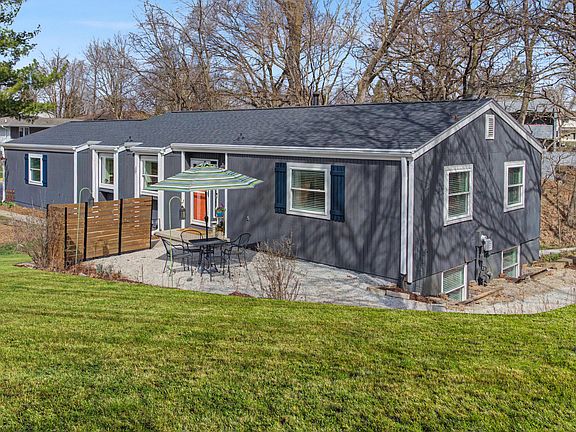 3rd image of 4203 Arizona Cir