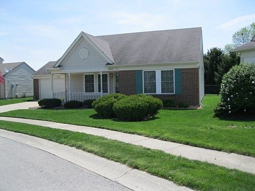 2nd image of 9889 Traditions Ln