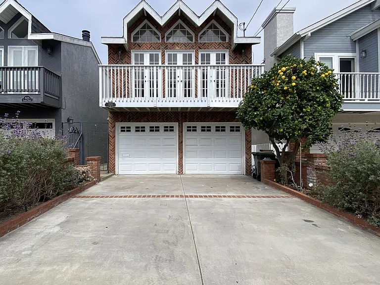 1525 Carver St — Photo 1