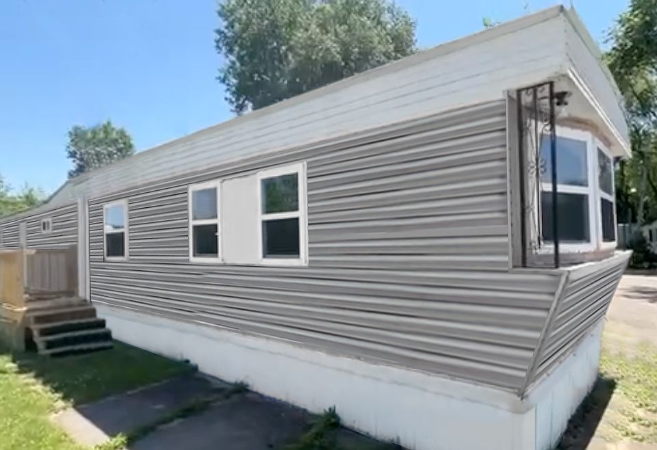 1st image of 2211 S Dort Hwy Lot B20