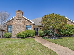 10127 Cimmaron Trl, Dallas, TX 75243