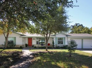 2330 W Summit Ave, San Antonio, TX 78201