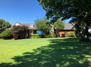 255 Hilltop Dr, Russellville, AR 72802