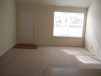 2nd image of 3038 Weybridge Dr