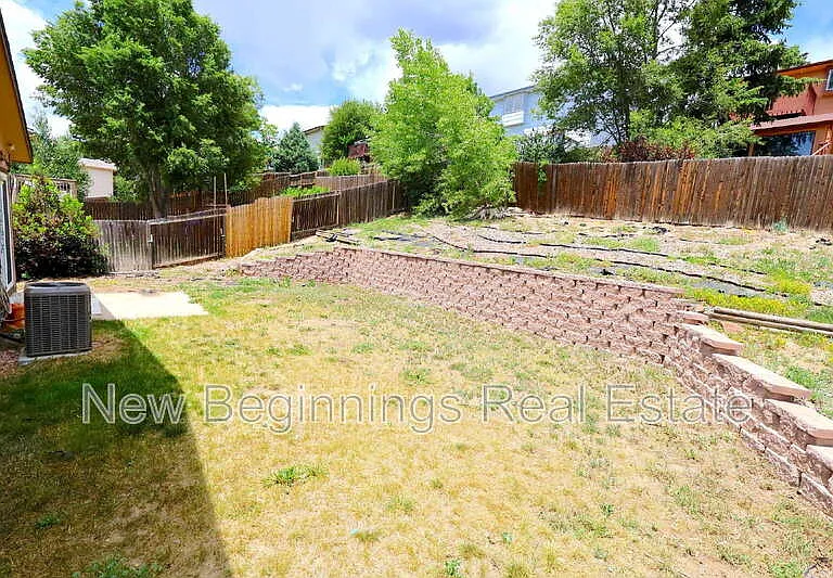 5560 Montgomery Ter — Photo 22