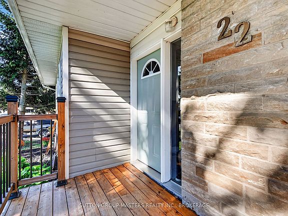 5th image of 22 Quinte Ave