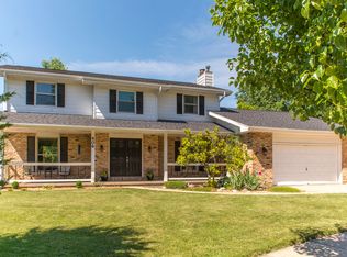 406 Park Lane Dr, Champaign, IL 61820