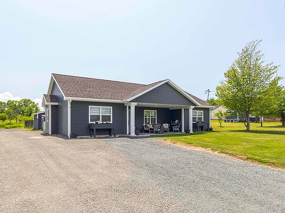 4th image of 2161 Spring Garden Rd