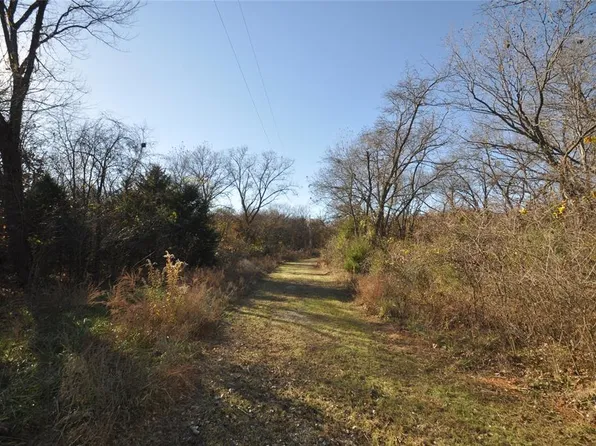 11 Rolling Hills Dr #10-11-12, Tecumseh, OK 74873