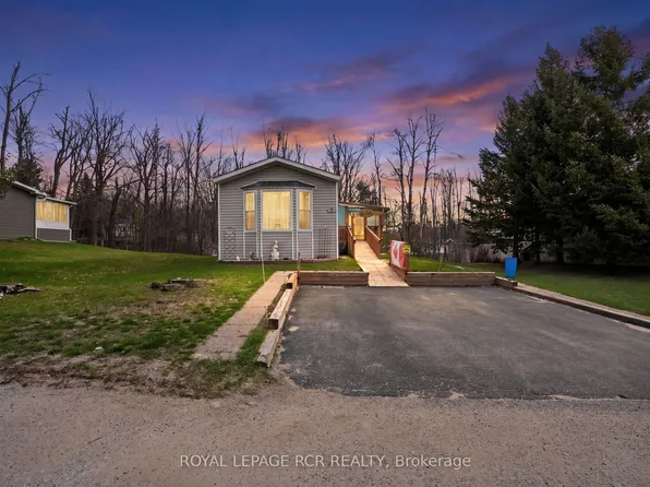 34 Jane St, Oro Medonte, ON L3V 0P9