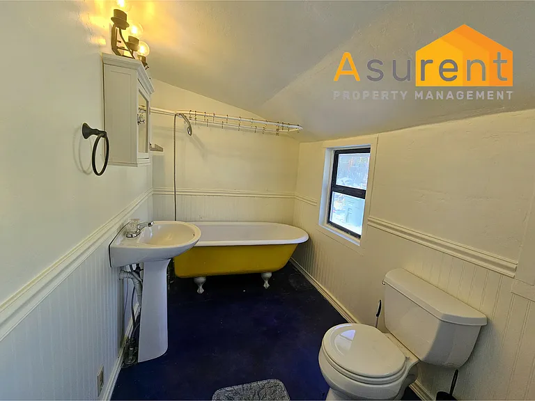 459 Willow St — Photo 16