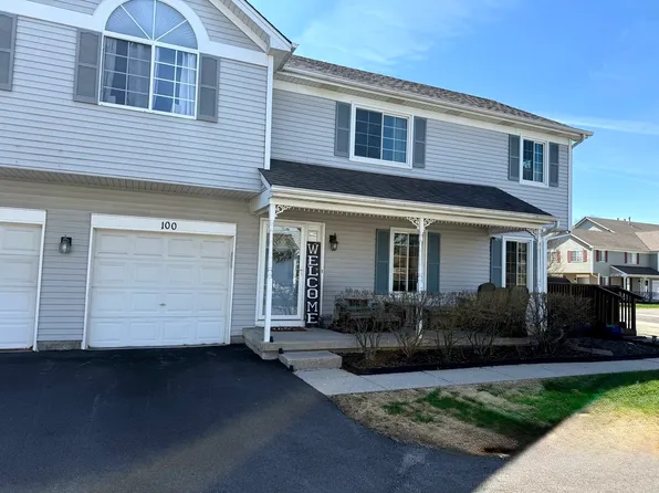 100 Village Creek Dr, Lake In The Hills, IL 60156