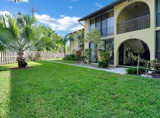 324 Pine Ridge Cir APT C-1, Greenacres, FL 33463