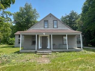 16 Naticook Rd, Merrimack, NH 03054