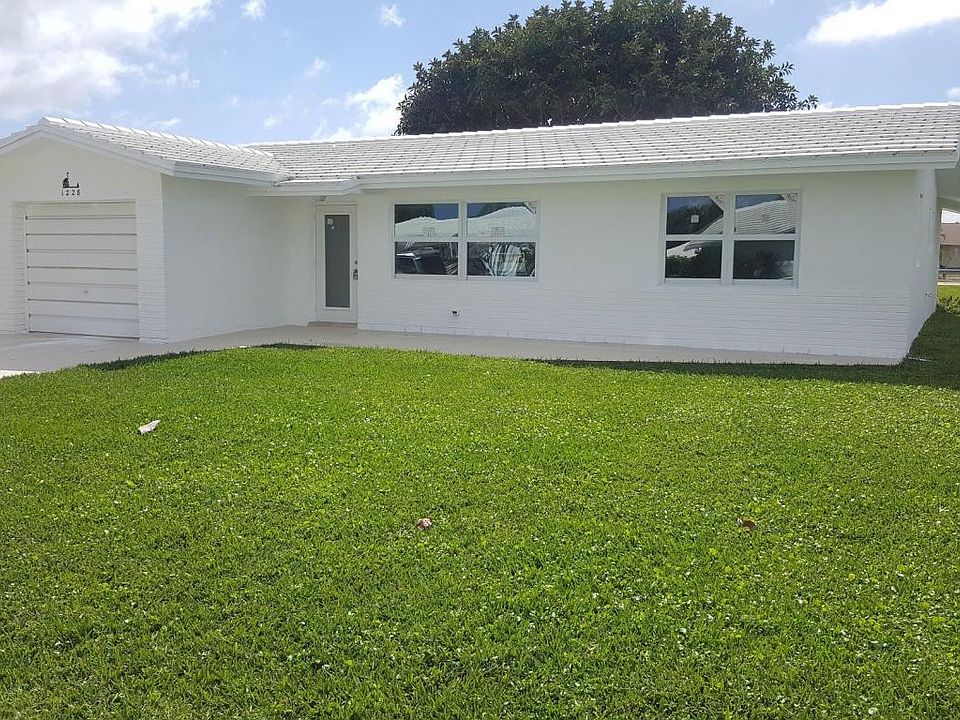 1st image of 1228 SW 22nd Ave