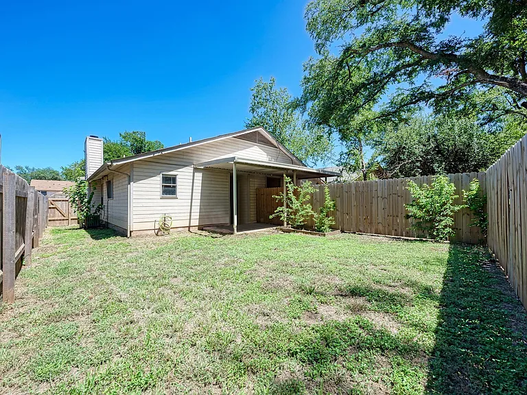 12408 Deer Falls Dr #B — Photo 30